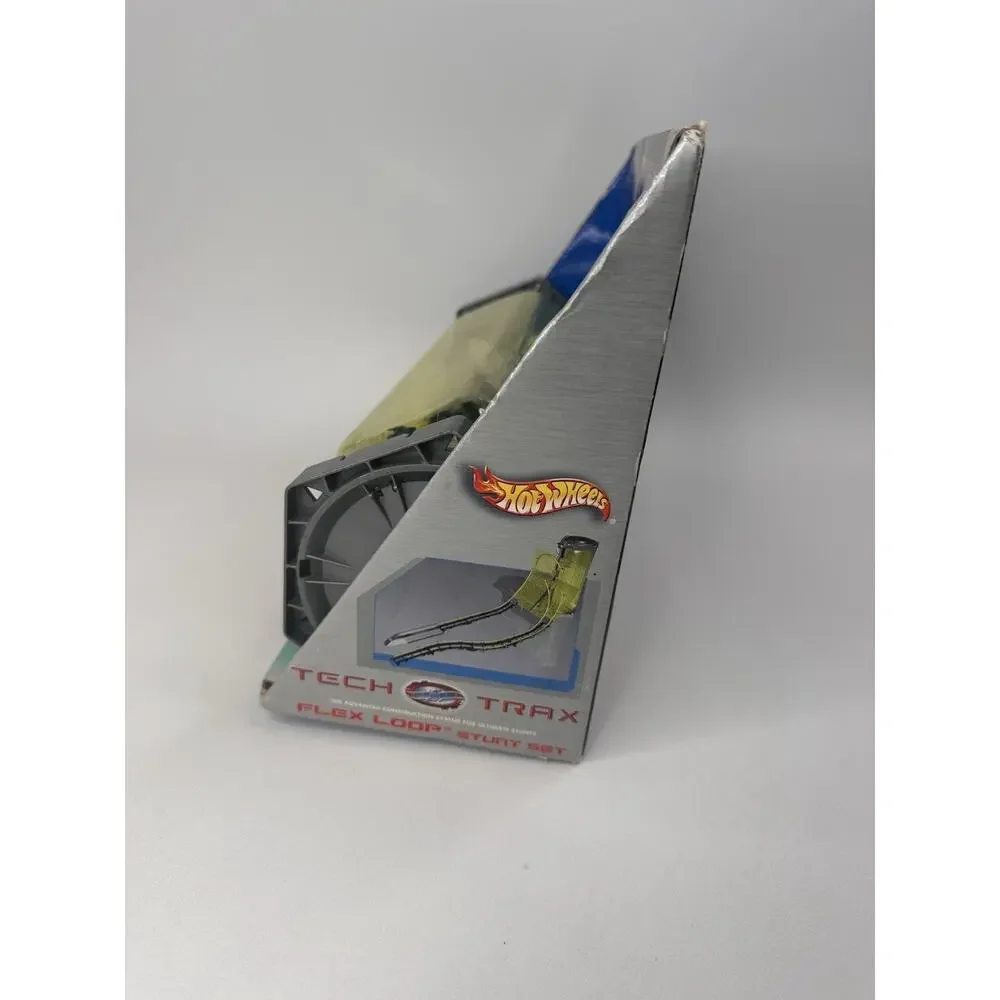 Hot Wheels Tech Trax System Power Swing Stunt Flex Loop Travel To Go Case